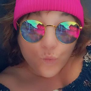 Meet your Posher, Alessan